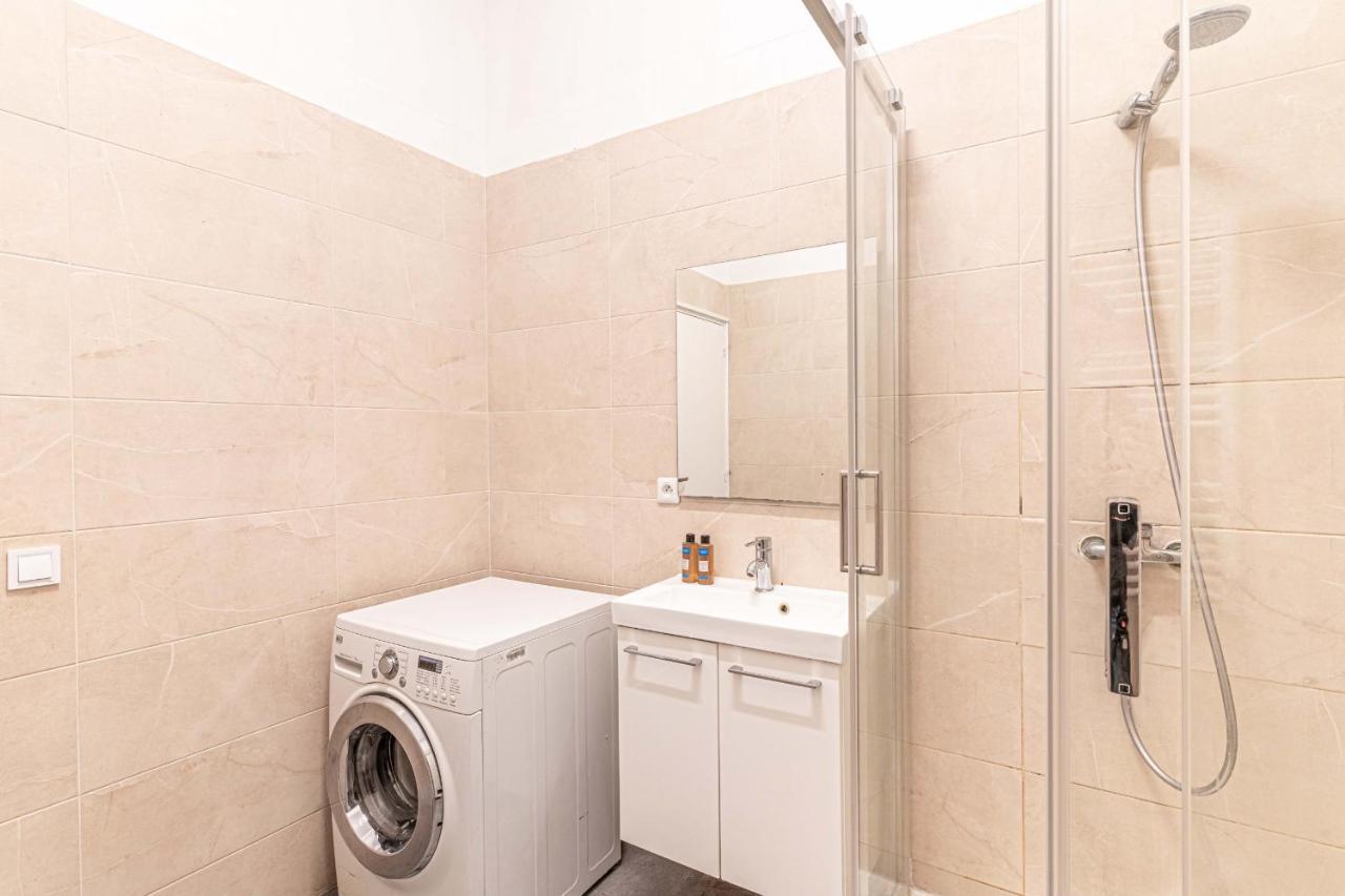 08 Design Flat Republique Apartamento Paris Exterior foto