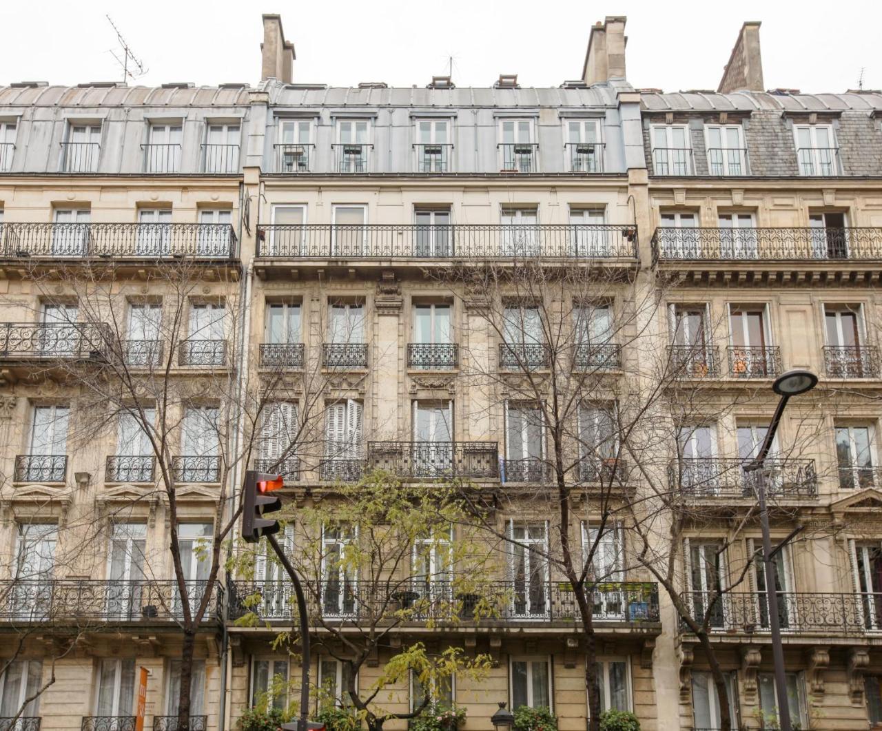 08 Design Flat Republique Apartamento Paris Exterior foto